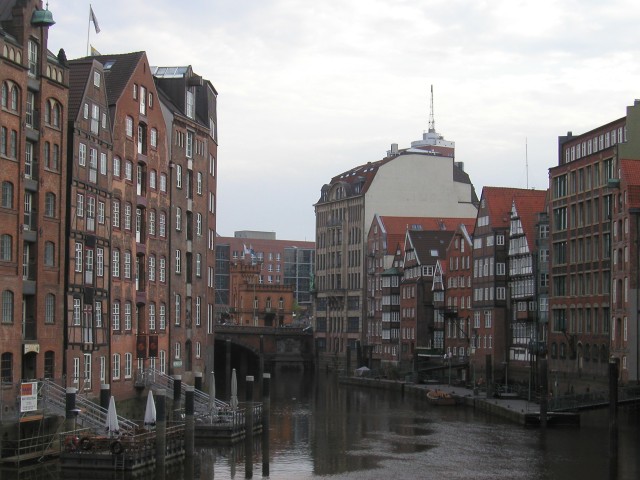 zp1010016.jpg