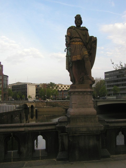 zp1010019.jpg