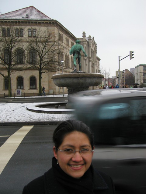 XP1010017.jpg