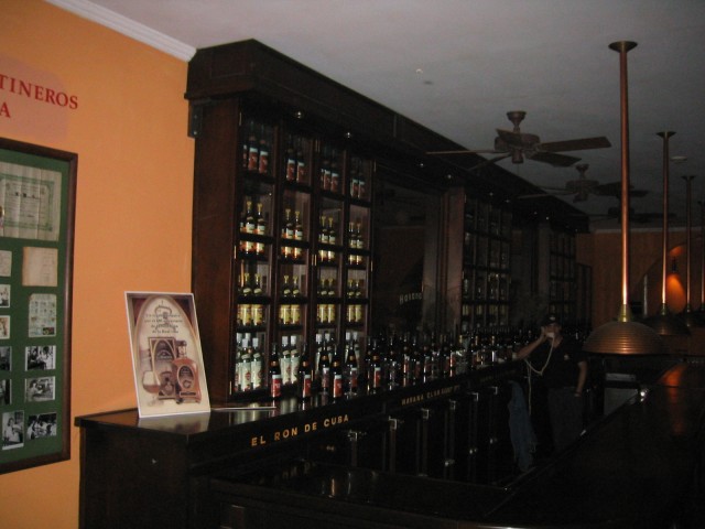 91CUBA_Havana_11_2003_154.jpg
