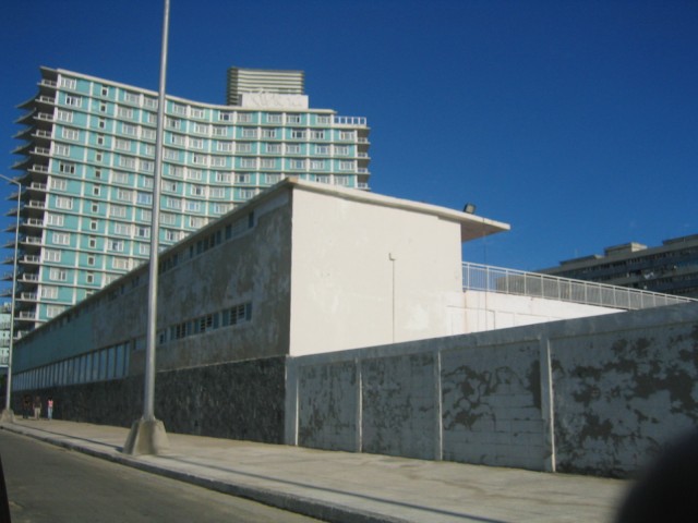 99CUBA_Havana_11_2003_235.jpg