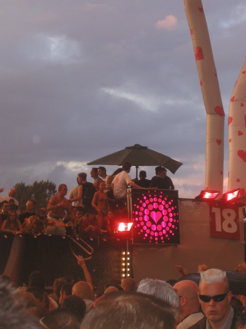 zp1010006.jpg